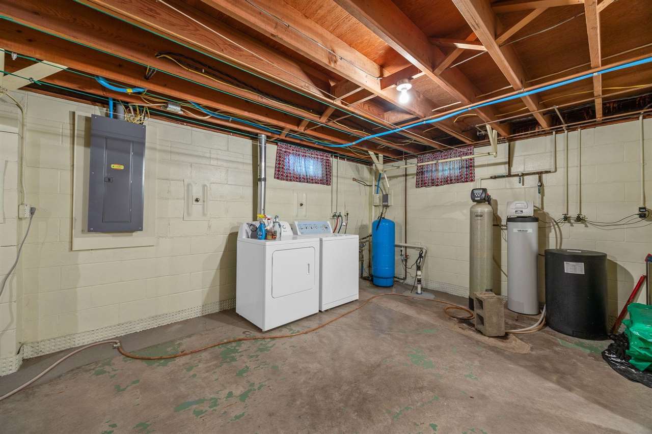 3063 Newport Road NE Iowa City IA 52240