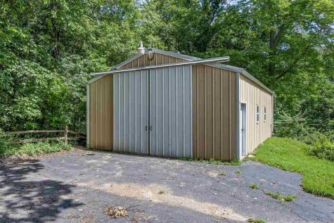 3063 Newport Road NE Iowa City IA 52240