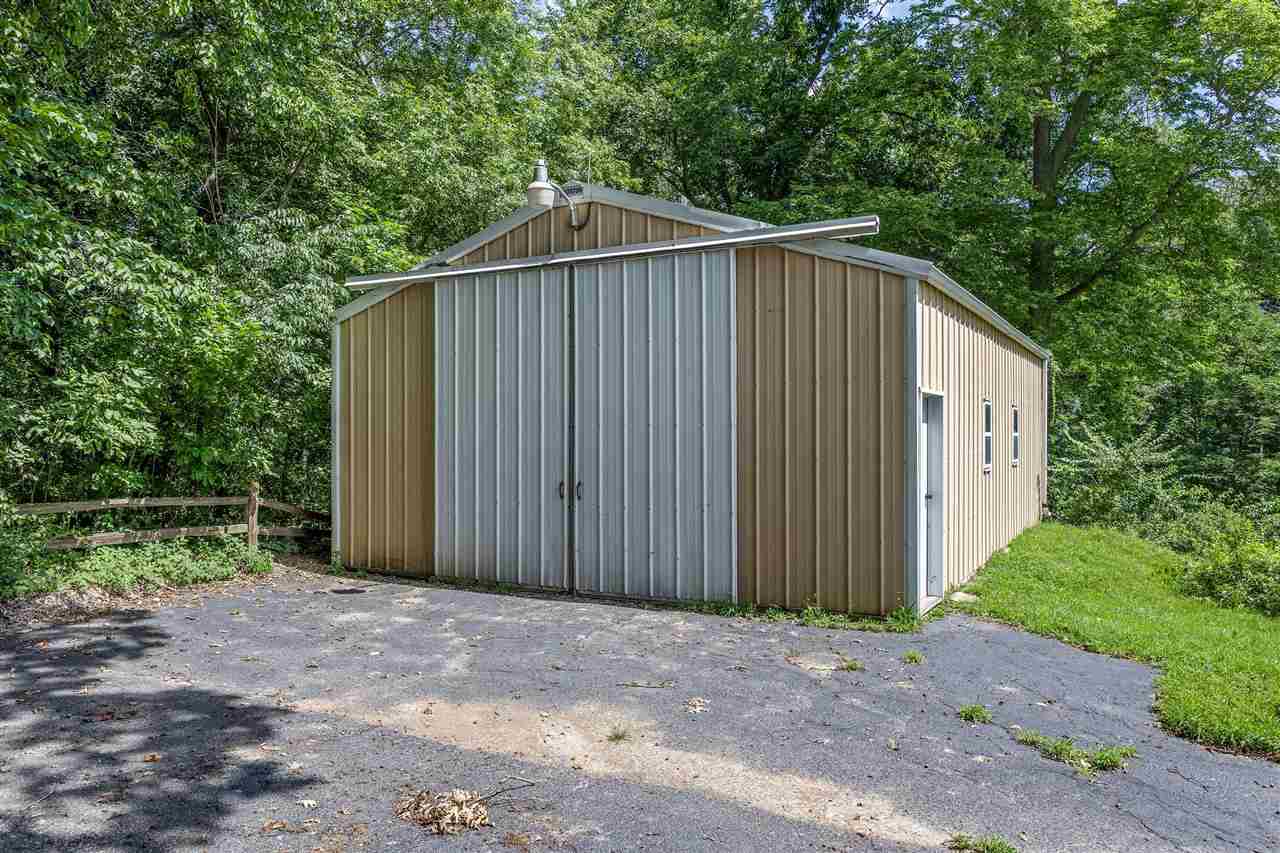 3063 Newport Road NE Iowa City IA 52240