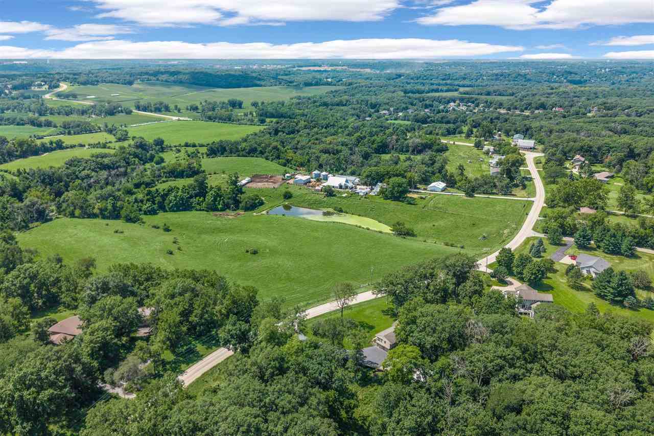 3063 Newport Road NE Iowa City IA 52240