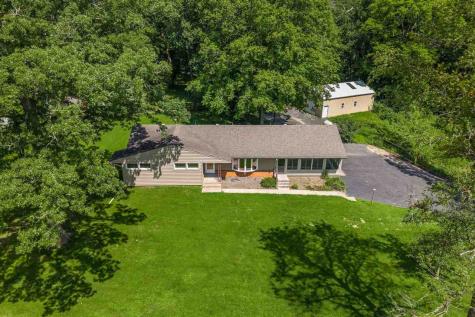3063 Newport Road NE Iowa City IA 52240