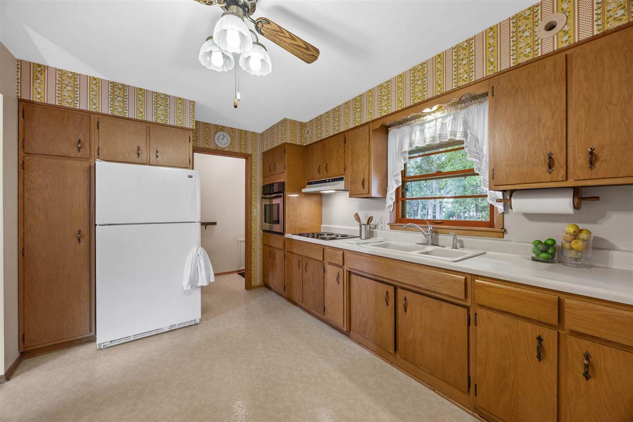 3063 Newport Road NE Iowa City IA 52240