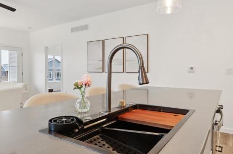 4006 Unbridled Avenue Iowa City IA 52240