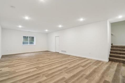 4006 Unbridled Avenue Iowa City IA 52240