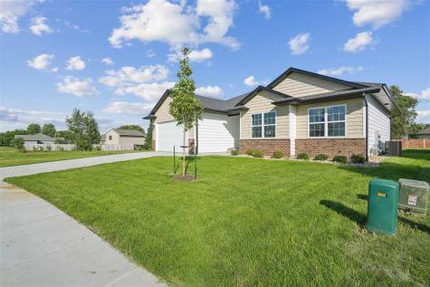1239 Sand Prairie Drive Iowa City IA 52240