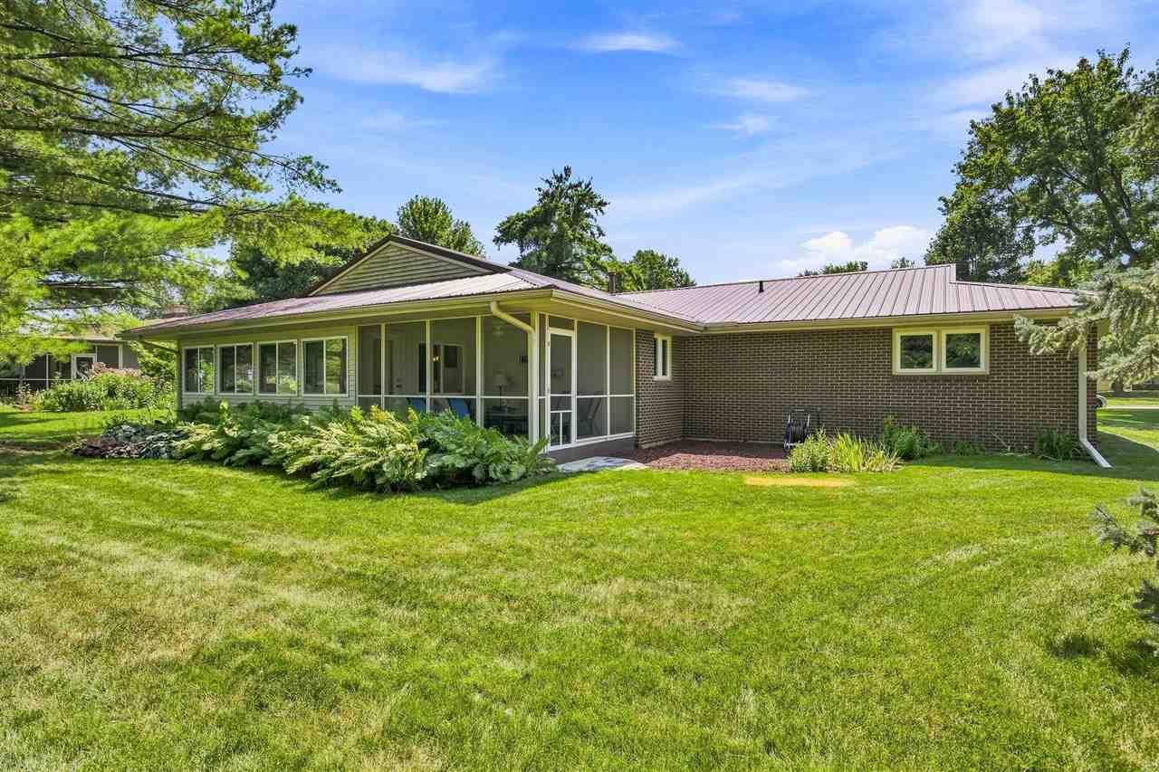 65 Turner Circle North Liberty IA 52317