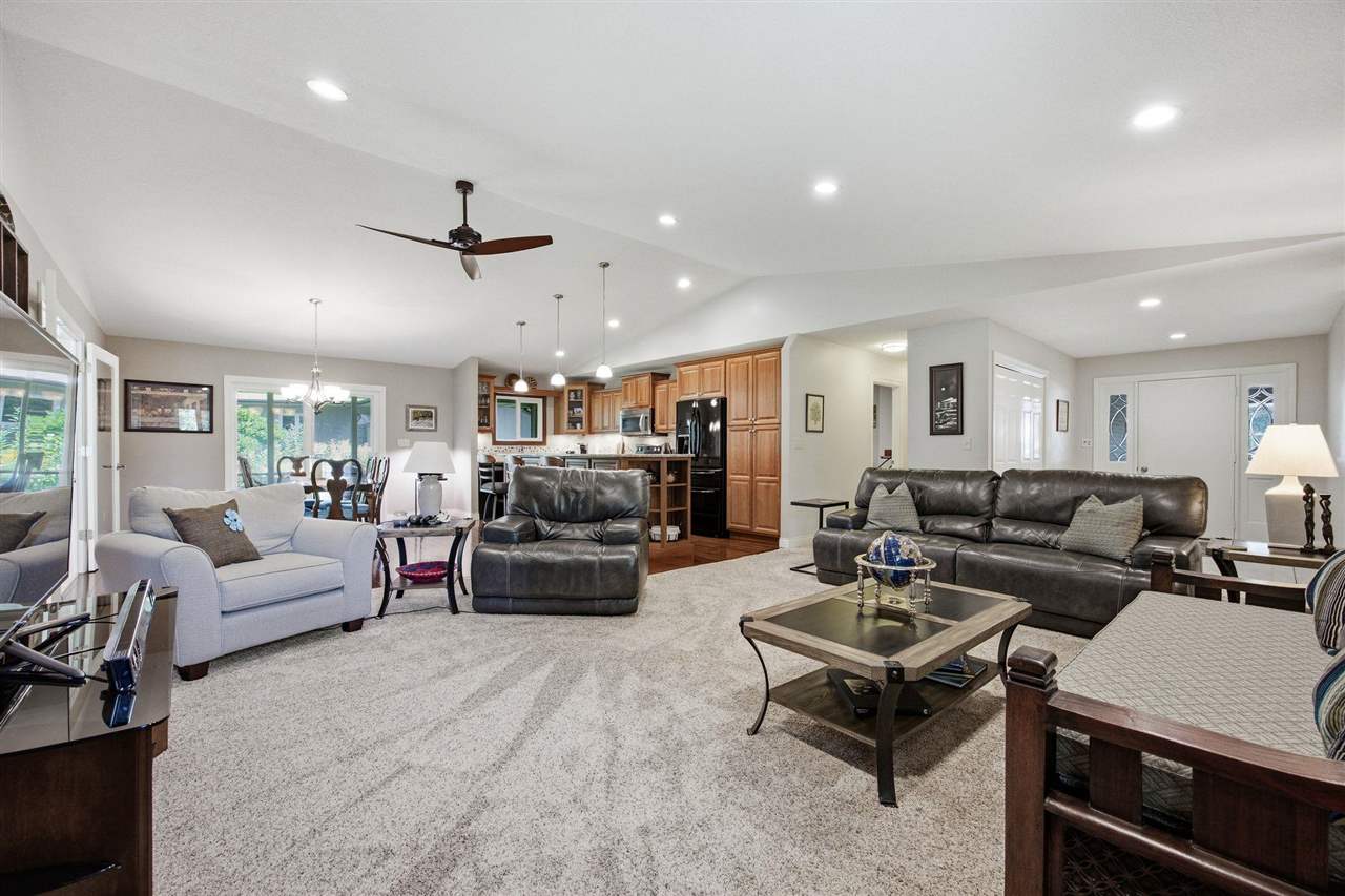 65 Turner Circle North Liberty IA 52317