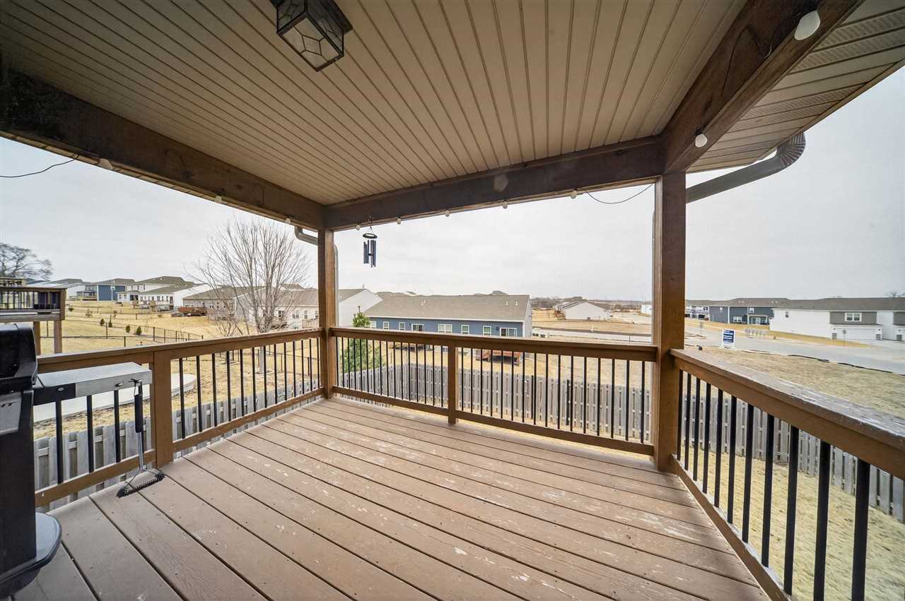 614 Croell Avenue Tiffin IA 52340