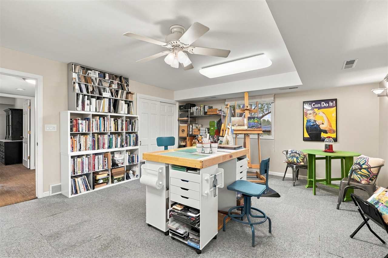 11 Lakeview Drive NE Iowa City IA 52240
