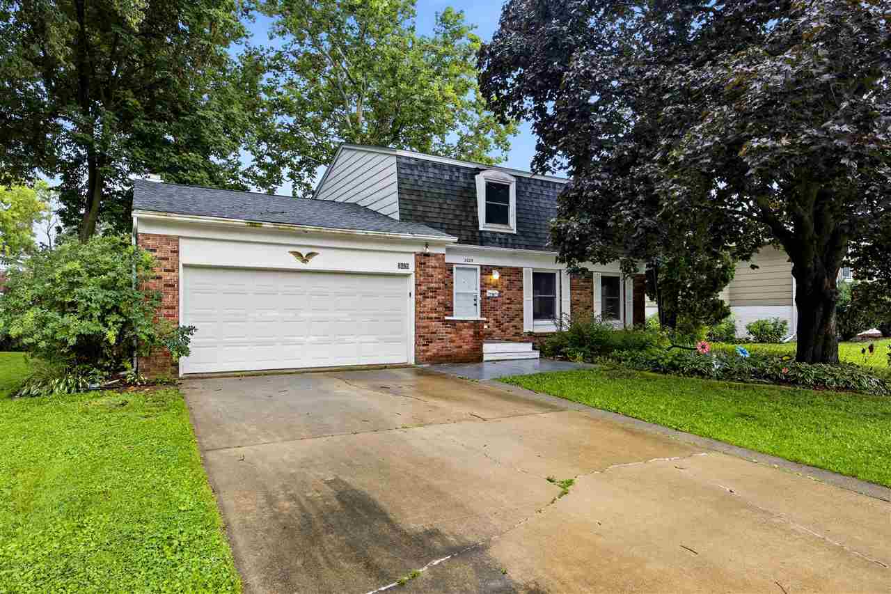 3029 Cornell Avenue Iowa City IA 52245