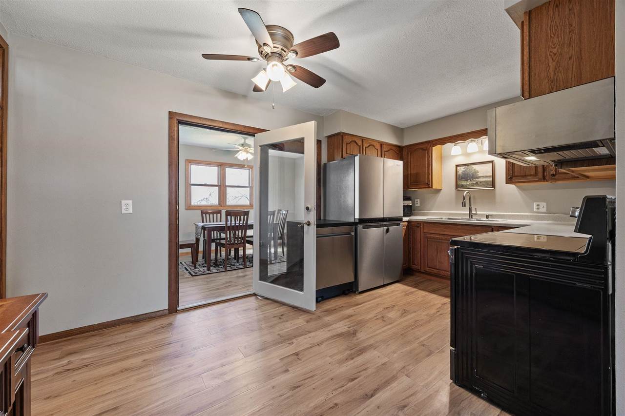 3272 Coral Avenue NE Solon IA 52333