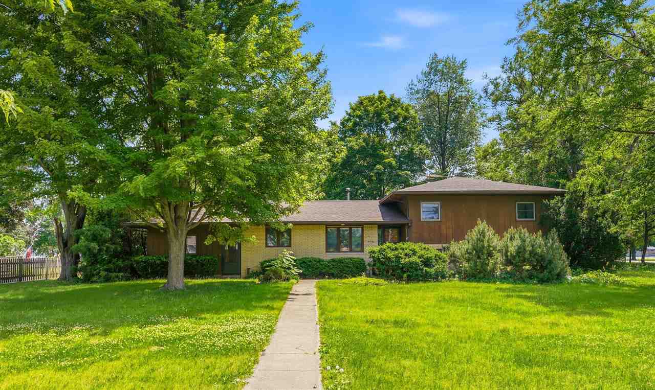 406 E Lafayette Avenue Keota IA 52248