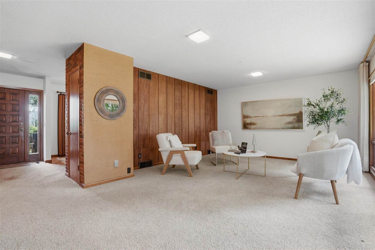 406 E Lafayette Avenue Keota IA 52248