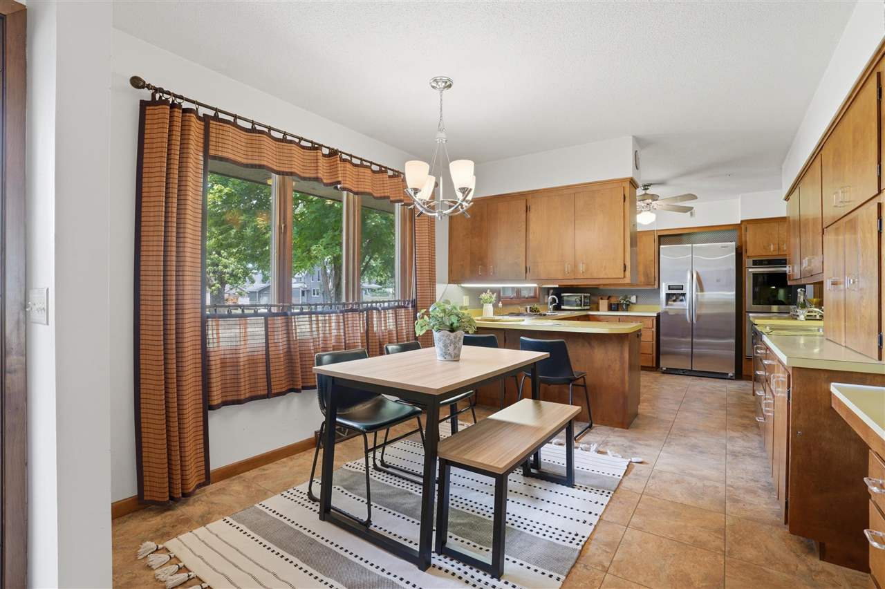 406 E Lafayette Avenue Keota IA 52248