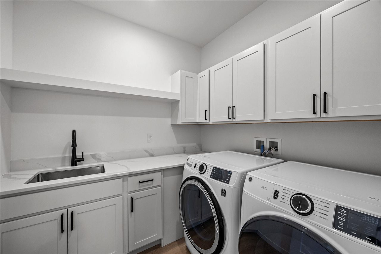 85 S Strub Street North Liberty IA 52317