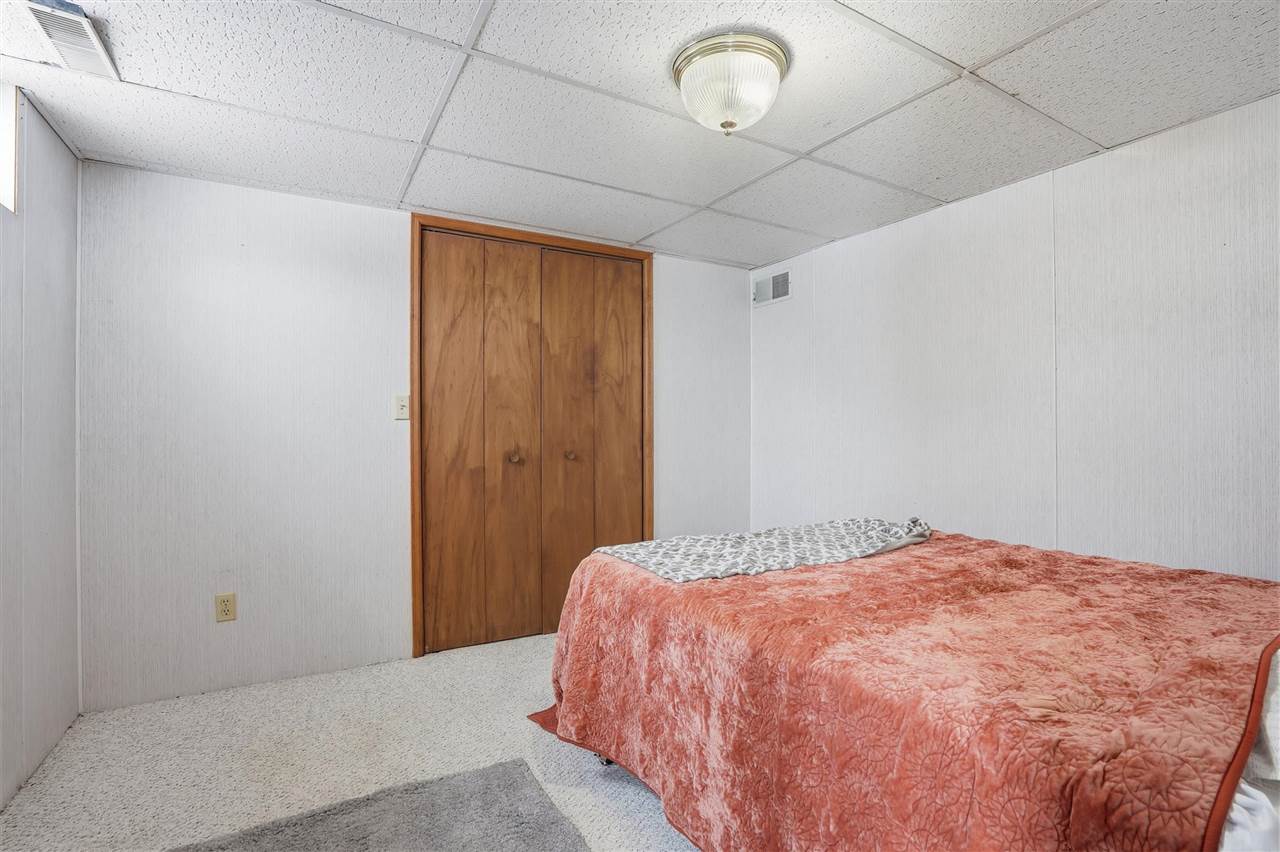 1627 S Iowa Avenue Washington IA 52353
