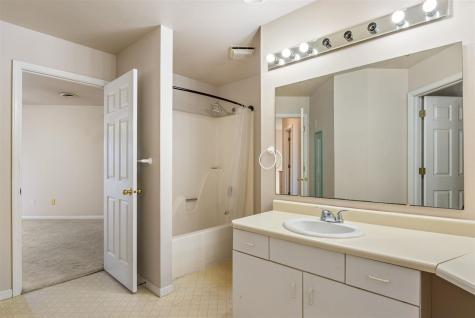 996 22nd Avenue Coralville IA 52241