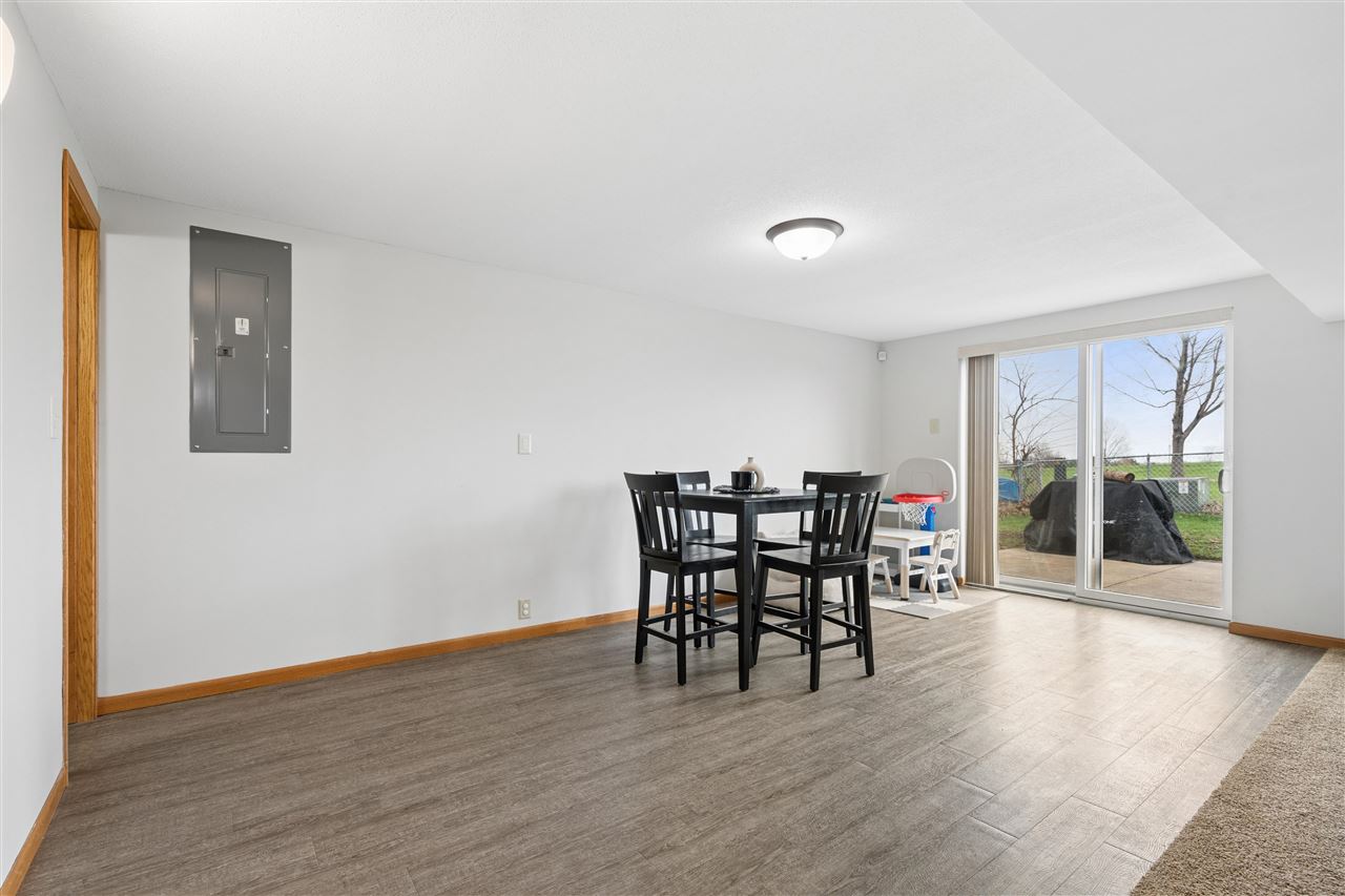 6016 Sharon Lane NW Cedar Rapids IA 52405