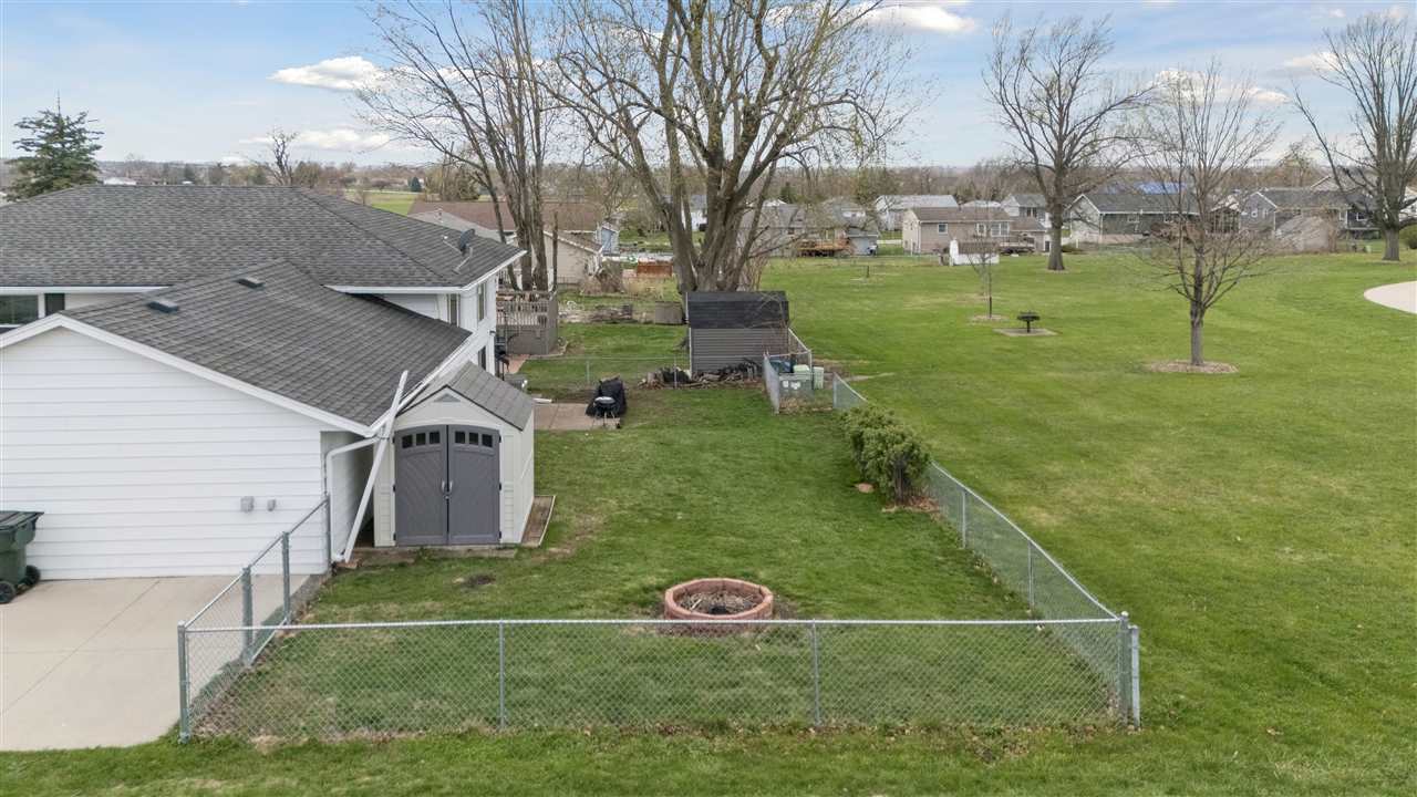6016 Sharon Lane NW Cedar Rapids IA 52405