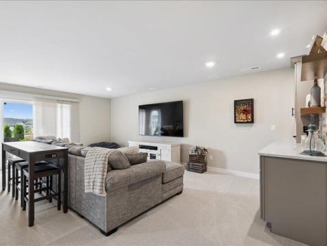 1227 Berkshire Lane North Liberty IA 52317