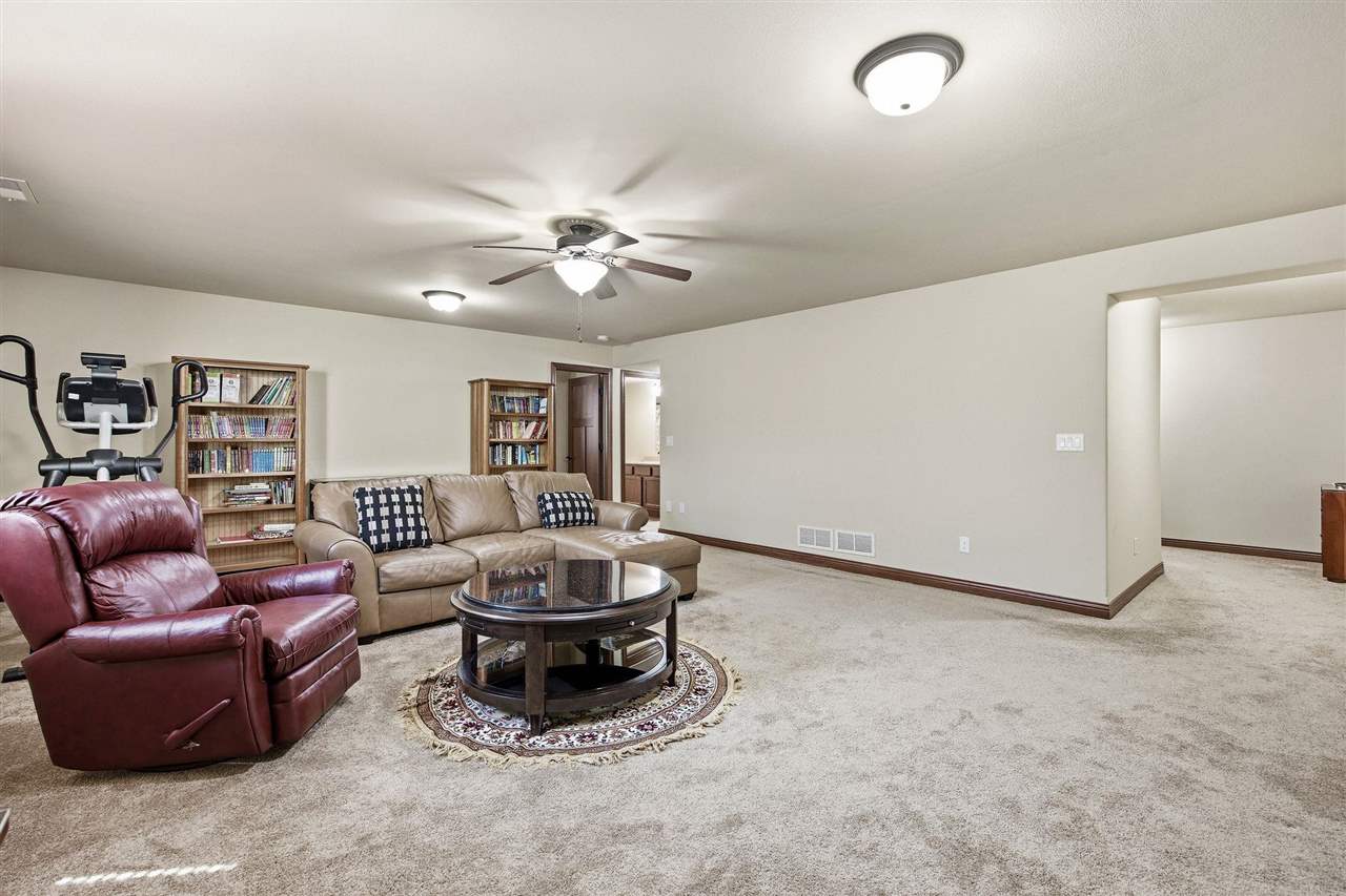 1237 Copper Mountain Drive North Liberty IA 52317