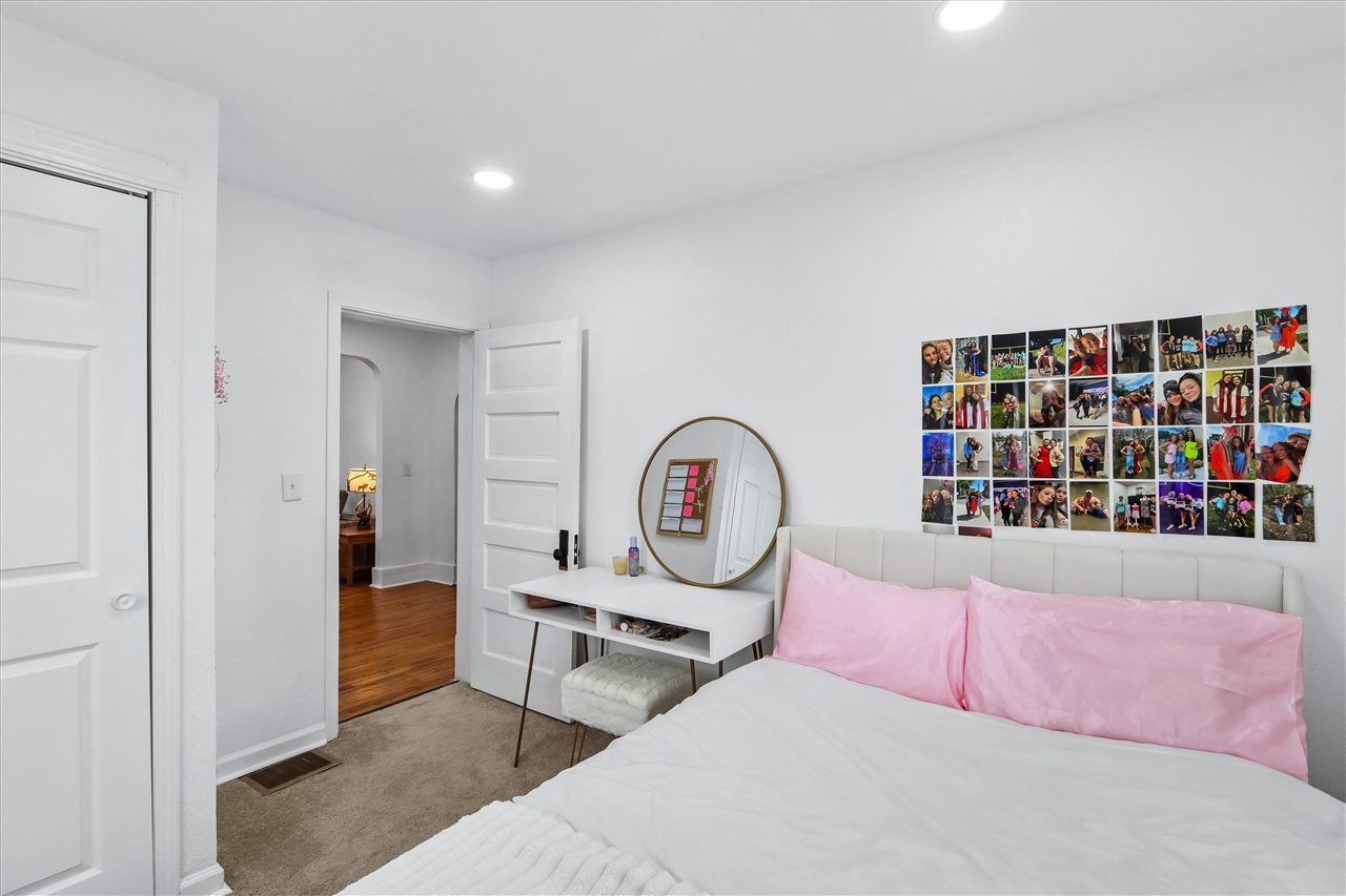 278 W Pine Street Marengo IA 52301