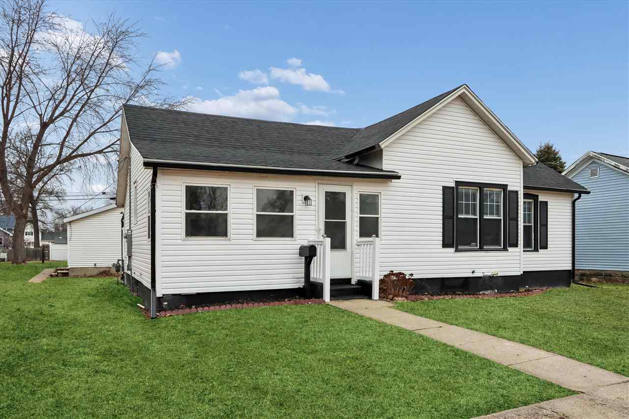 278 W Pine Street Marengo IA 52301