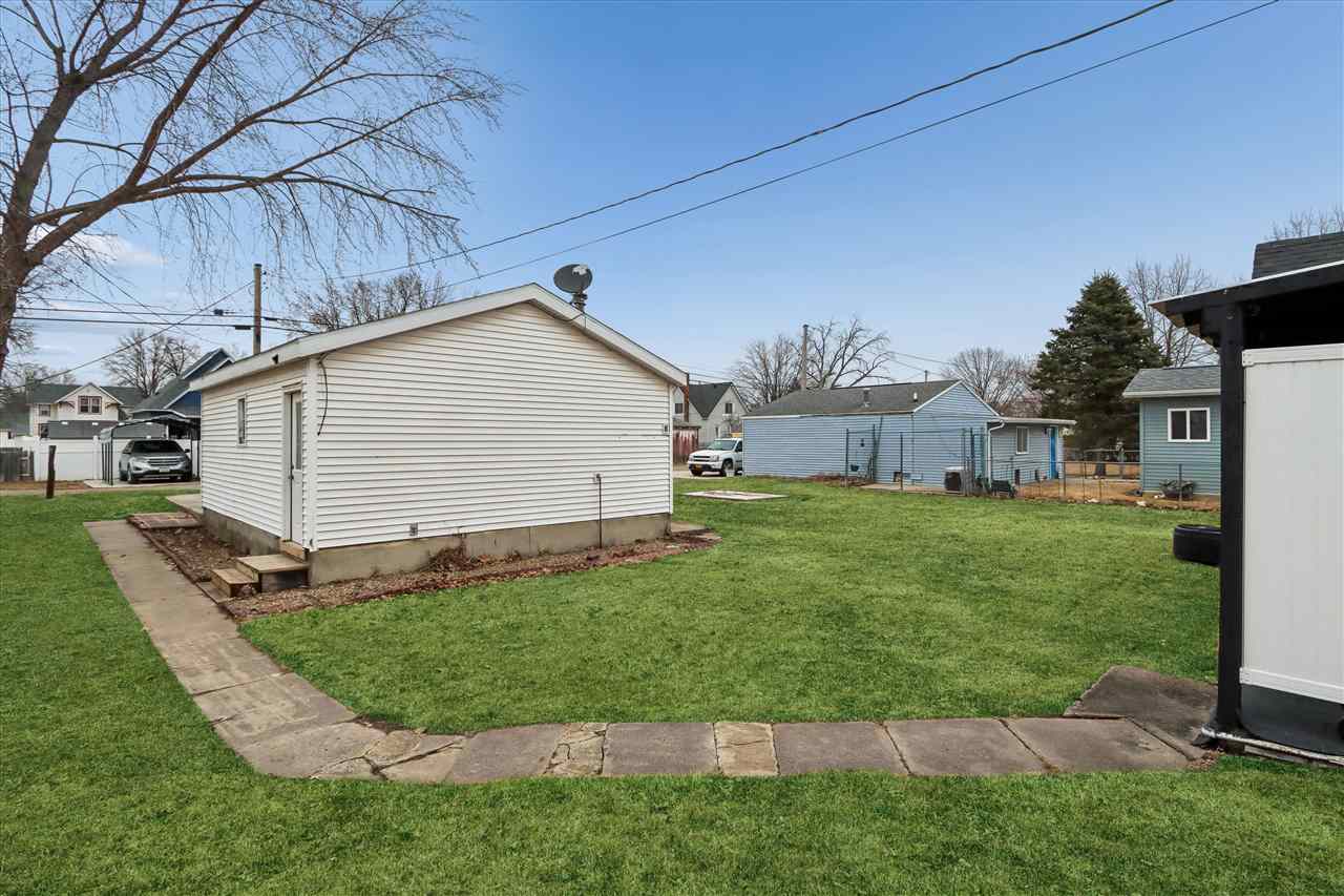 278 W Pine Street Marengo IA 52301