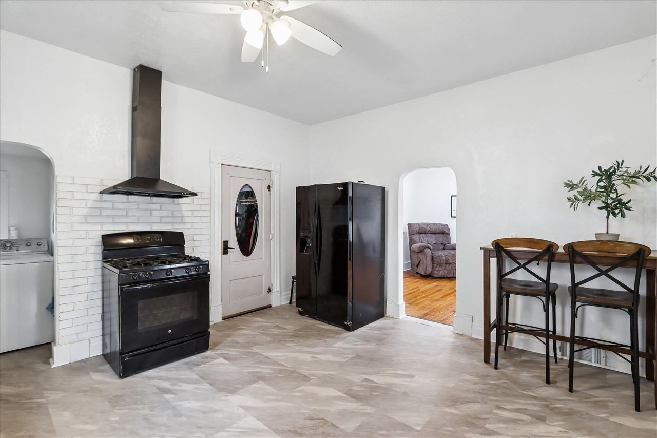 278 W Pine Street Marengo IA 52301