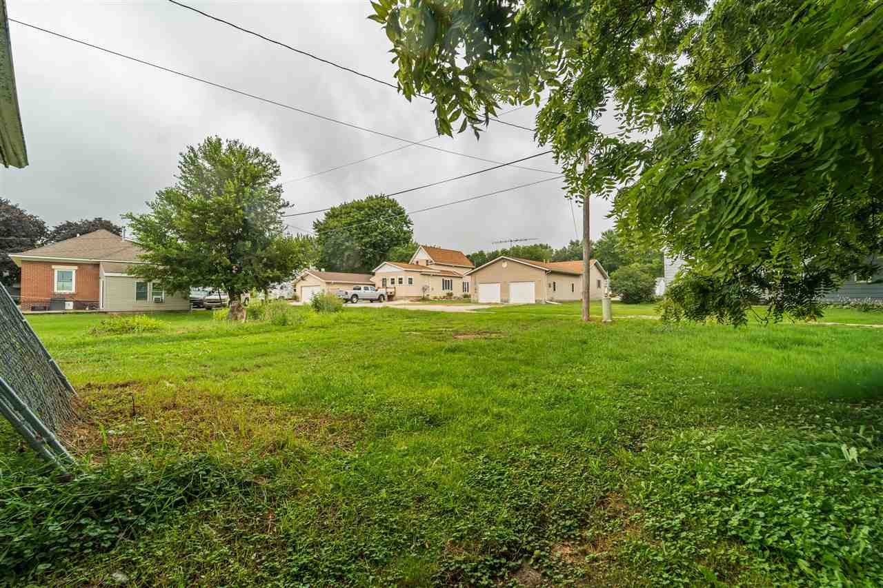 715 SW 1st Street IA 50525