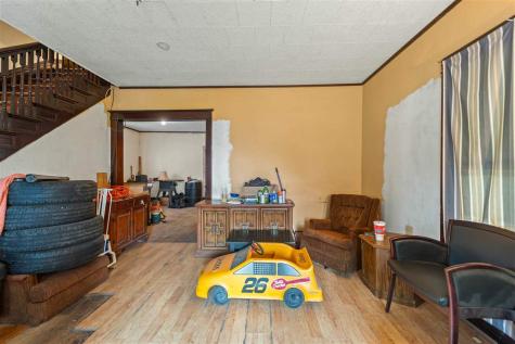 715 SW 1st Street IA 50525
