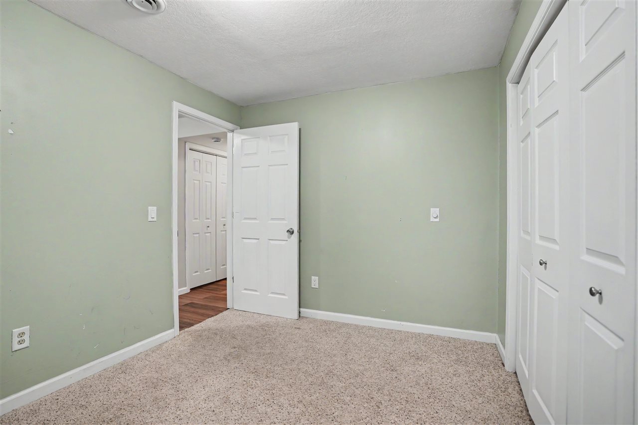 5703 N Linwood Avenue Davenport IA 52806