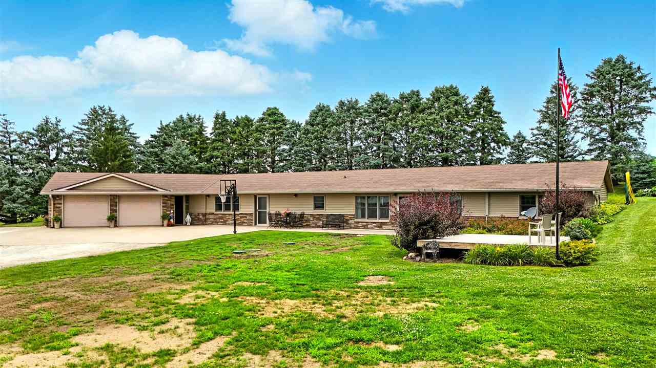 3056 Underwood Avenue Crawfordsville IA 52621