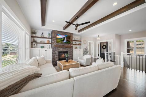 1405 Croell Avenue Tiffin IA 52340