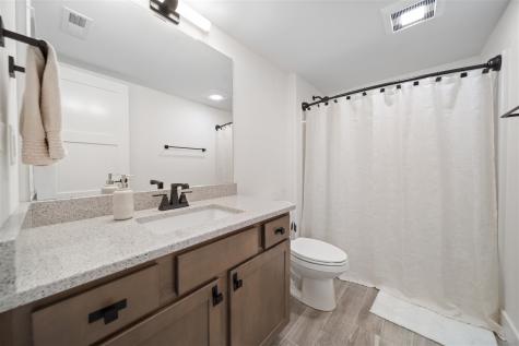 1405 Croell Avenue Tiffin IA 52340