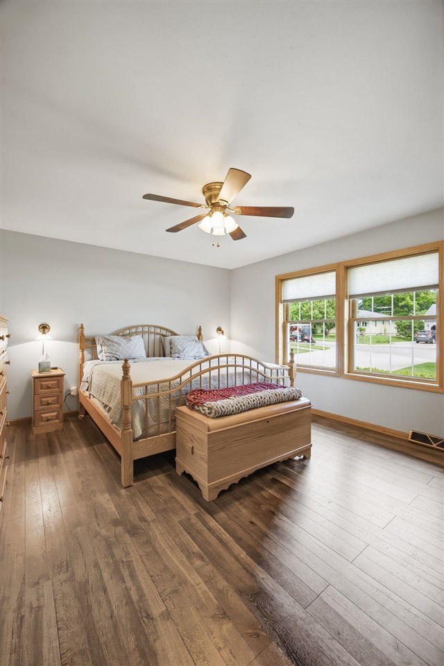 314 Sycamore Street Riverside IA 52327