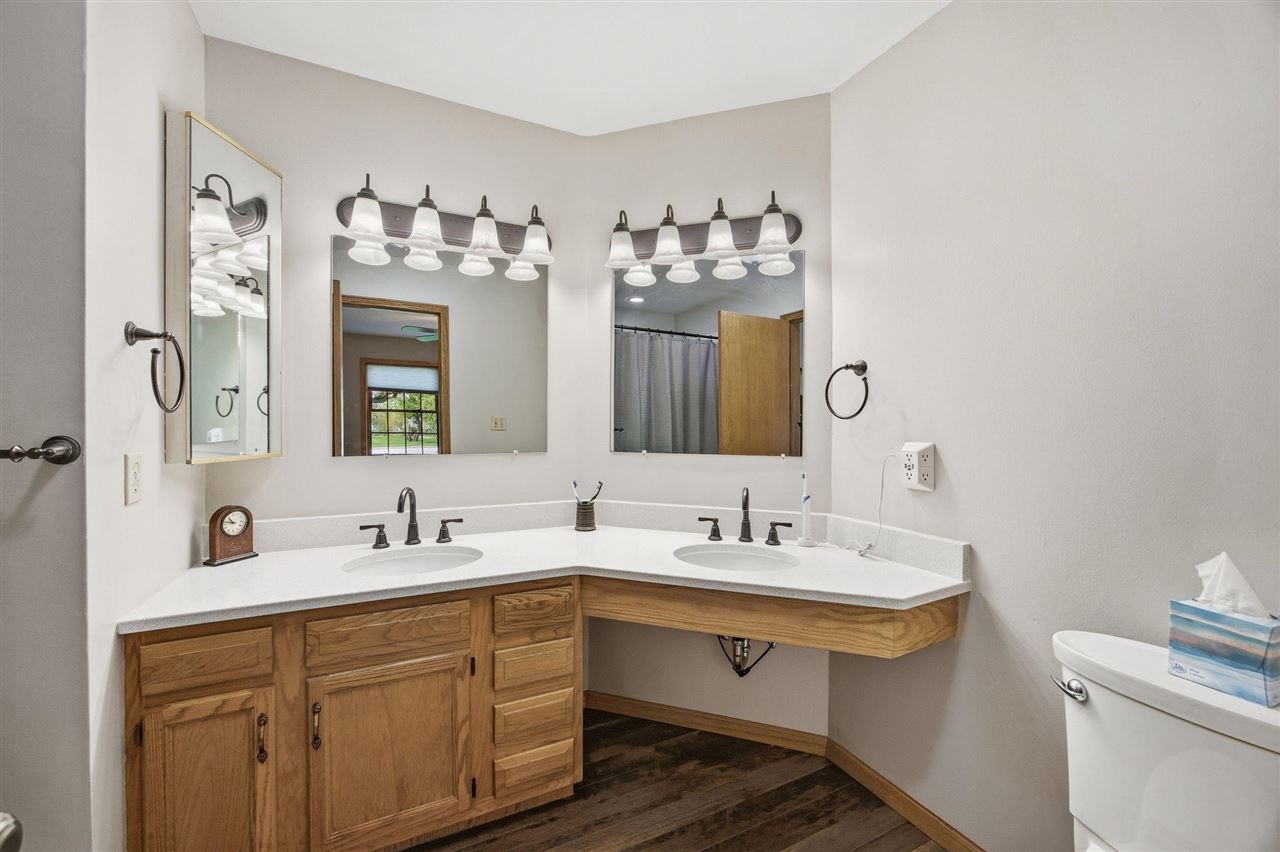 314 Sycamore Street Riverside IA 52327