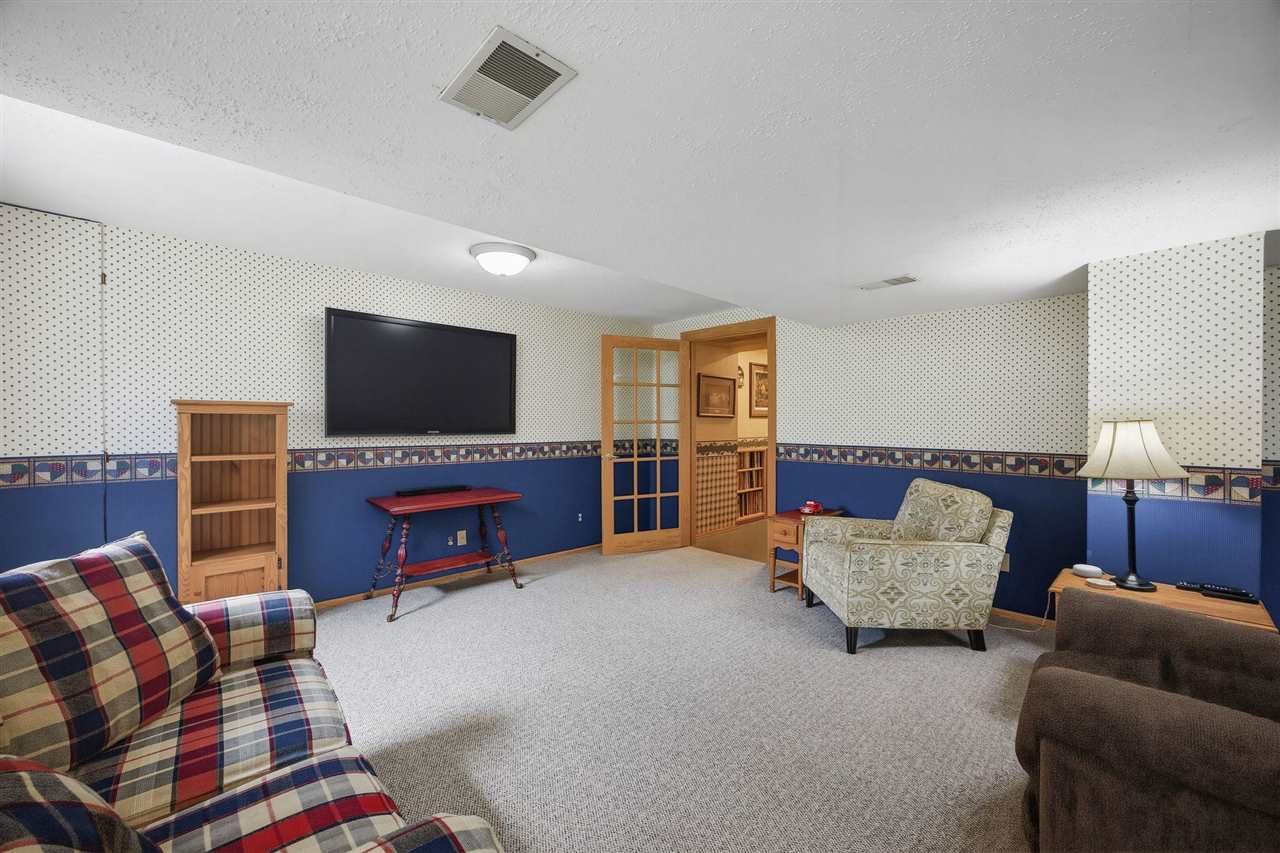 314 Sycamore Street Riverside IA 52327