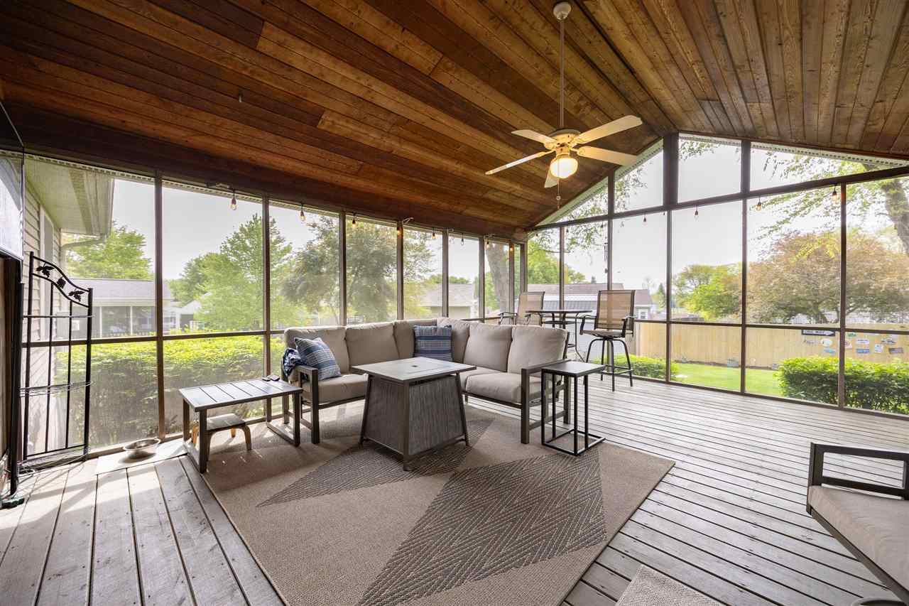 314 Sycamore Street Riverside IA 52327