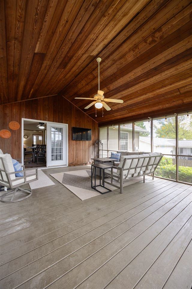 314 Sycamore Street Riverside IA 52327