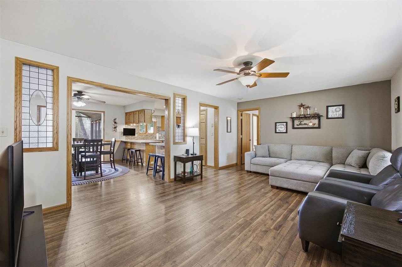 314 Sycamore Street Riverside IA 52327