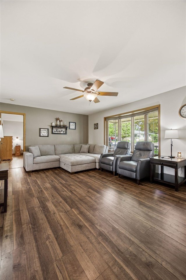314 Sycamore Street Riverside IA 52327