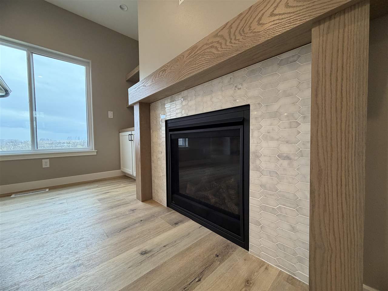 1306 E Gable Way Tiffin IA 52340