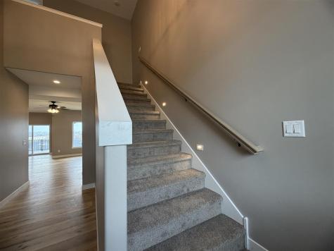 1306 E Gable Way Tiffin IA 52340