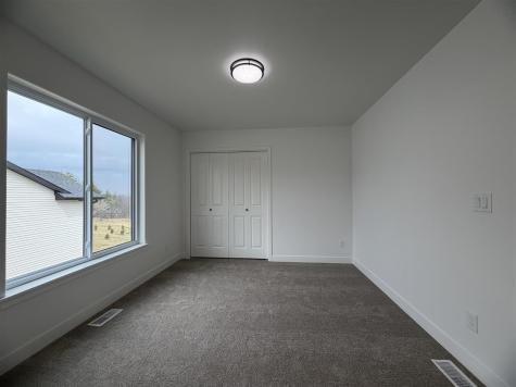 1306 E Gable Way Tiffin IA 52340