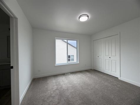 1306 E Gable Way Tiffin IA 52340