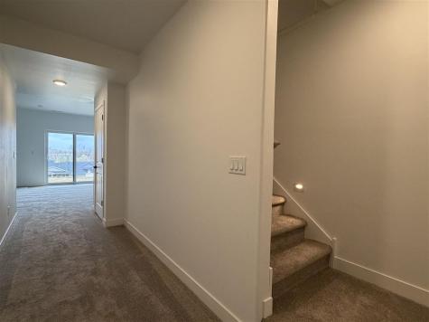 1306 E Gable Way Tiffin IA 52340