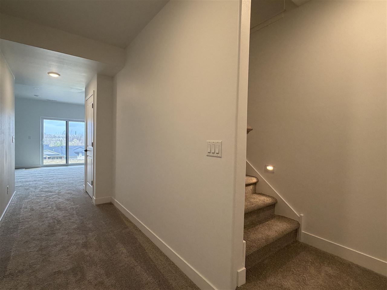 1306 E Gable Way Tiffin IA 52340