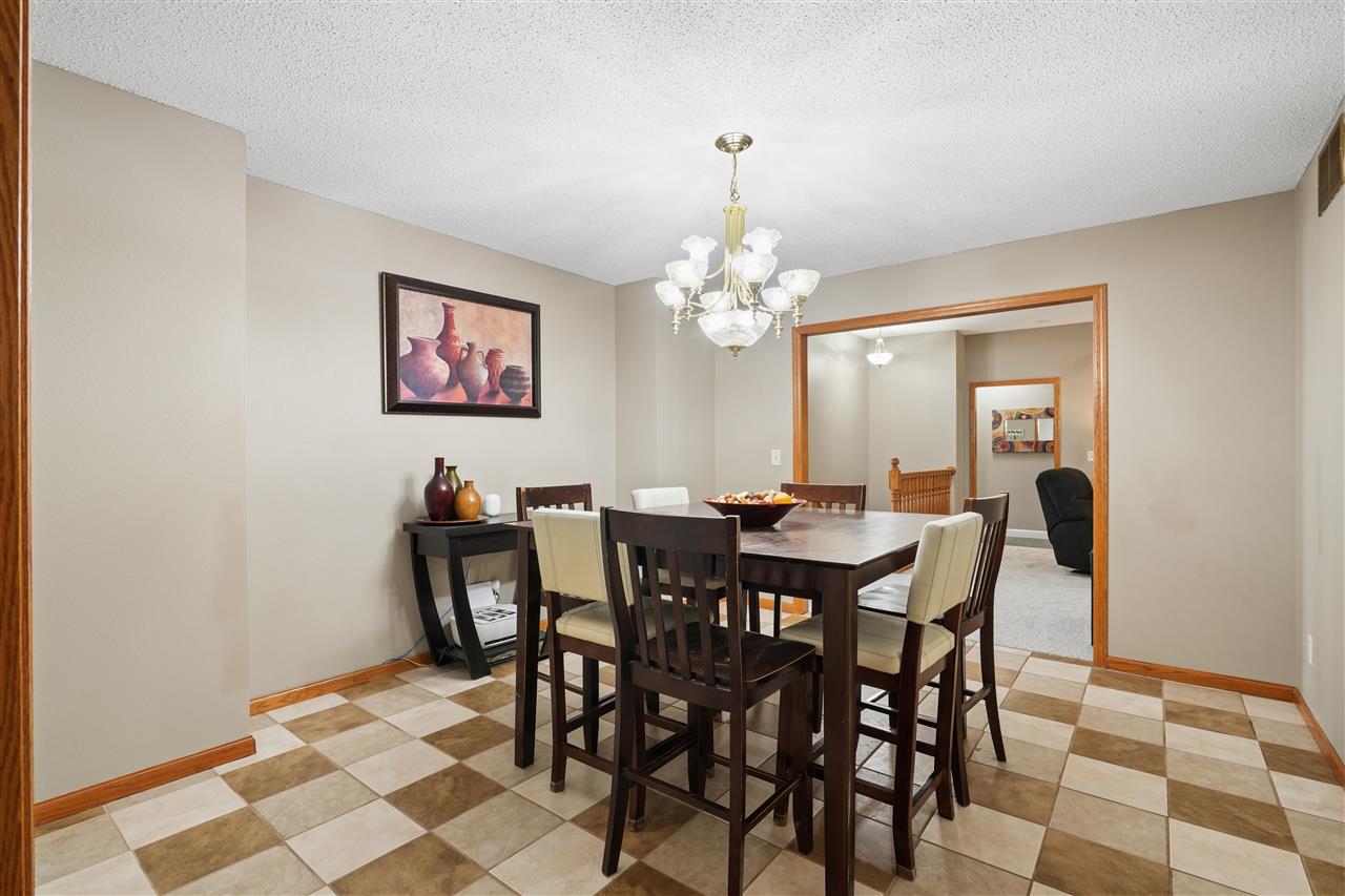 402 Windsor Drive Solon IA 52333
