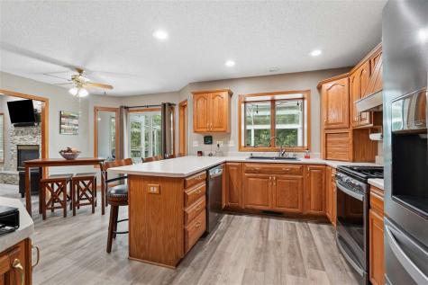 402 Windsor Drive Solon IA 52333